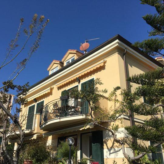 Appartamento Villa Rita A 100 M Dal Mare! Vallecrosia Ngoại thất bức ảnh